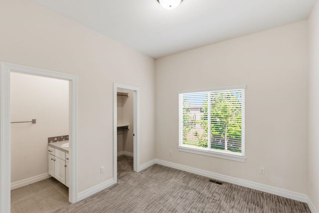 1819 N Split Rail St, Wichita, KS 67230