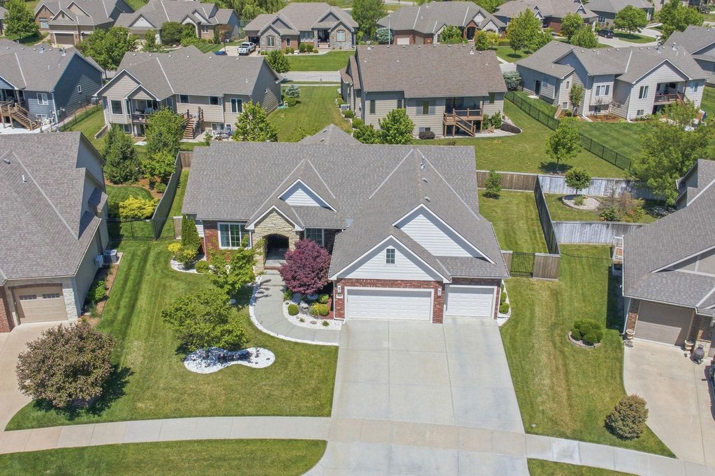 1819 N Split Rail St, Wichita, KS 67230