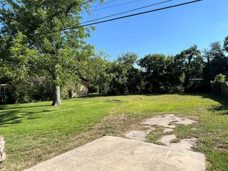 2001 Durrain Ferry Road, Baytown, TX 77521
