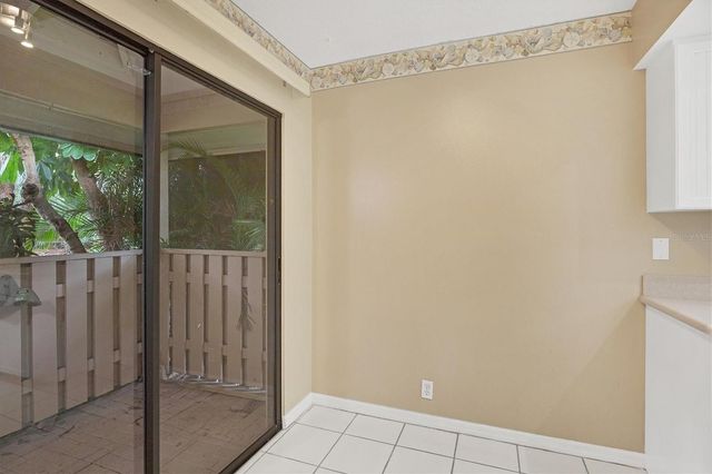 6642 SCHOONER BAY CIRCLE 6642, Sarasota, FL 34231