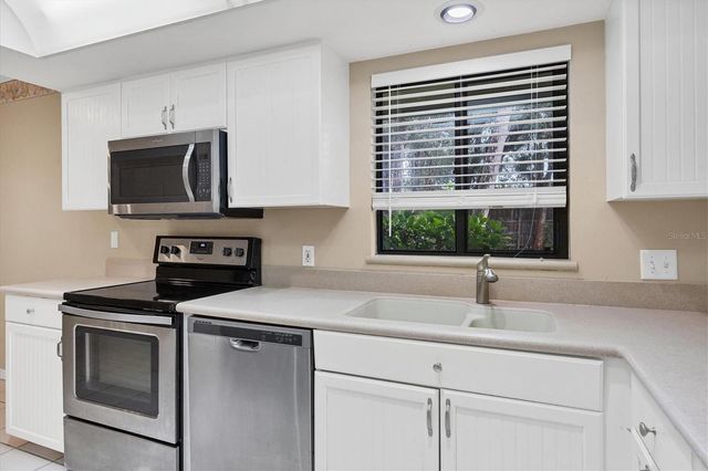 6642 SCHOONER BAY CIRCLE 6642, Sarasota, FL 34231
