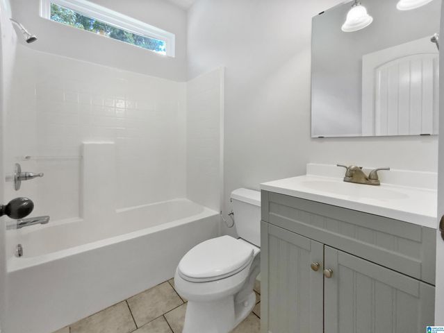 121 OLD SPANISH TRAIL, Alabaster, AL 35007