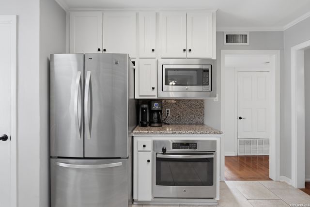 357 TUTTLE RD, Terrell Hills, TX 78209