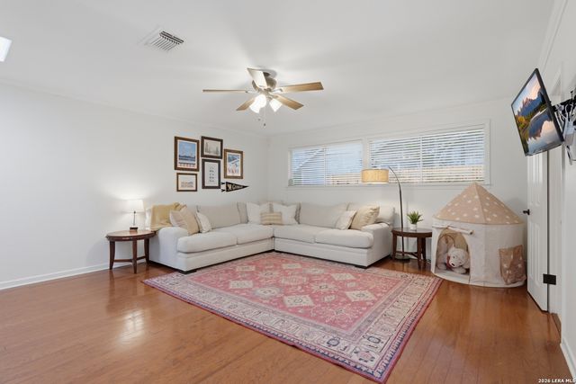 357 TUTTLE RD, Terrell Hills, TX 78209