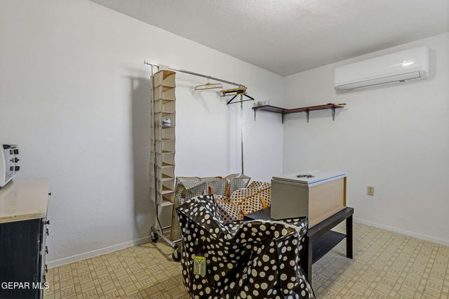 9605 MONTWOOD Drive, El Paso, TX 79925