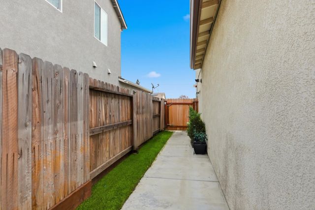 1655 Dedini Ln, Ripon, CA 95366