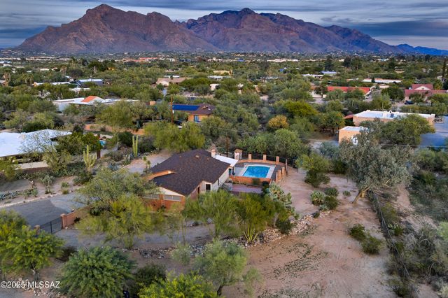 1115 W Giaconda Way, Tucson, AZ 85704