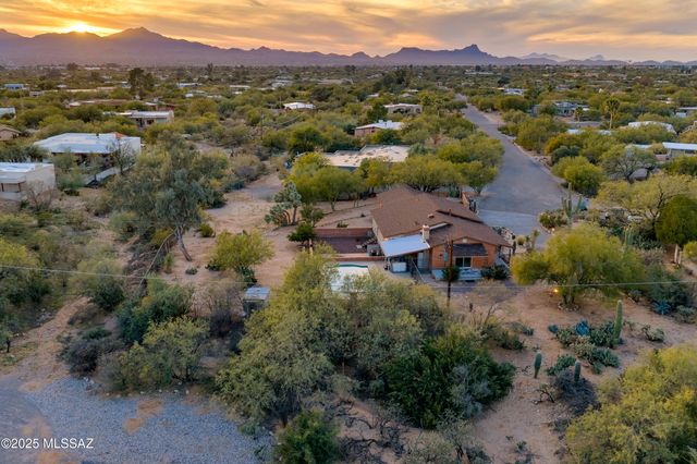 1115 W Giaconda Way, Tucson, AZ 85704