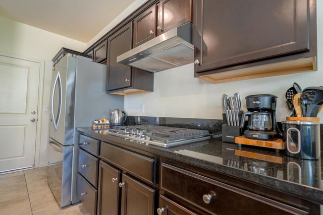 611 N Cattail Court, Fresno, CA 93727