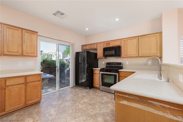 5163 Tunnel Falls Drive, Las Vegas, NV 89141