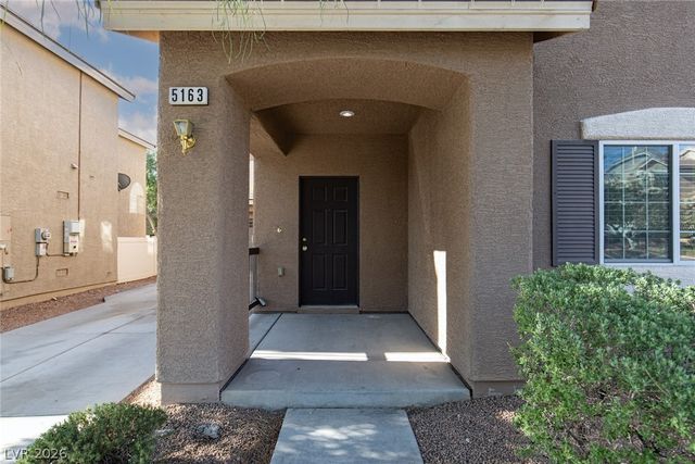 5163 Tunnel Falls Drive, Las Vegas, NV 89141