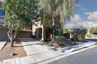 5163 Tunnel Falls Drive, Las Vegas, NV 89141
