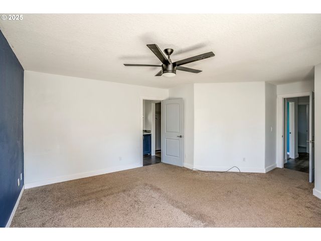 1565 8TH Ave, Hammond, OR 97121