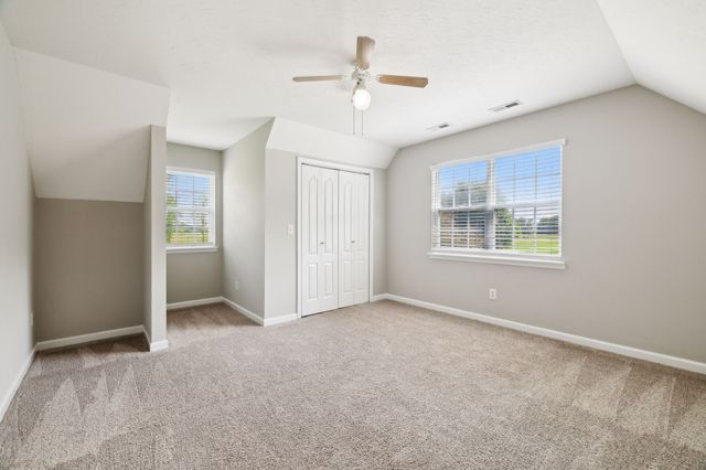 2907 York Rd, Pleasant View, TN 37146