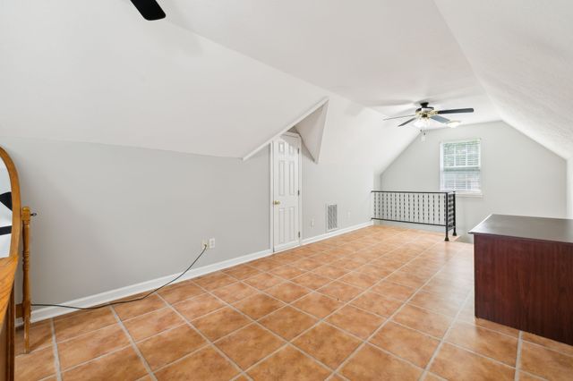 2907 York Rd, Pleasant View, TN 37146