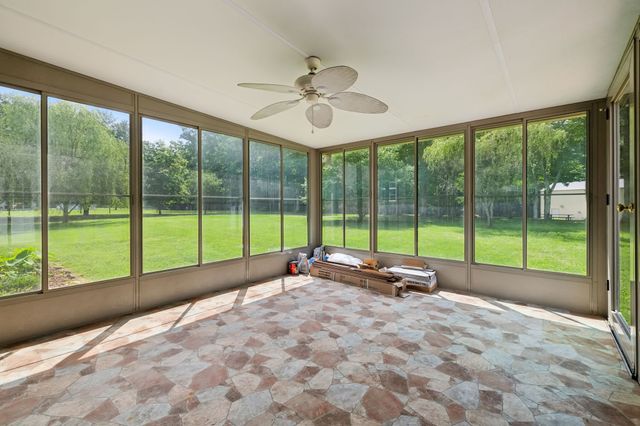 2907 York Rd, Pleasant View, TN 37146