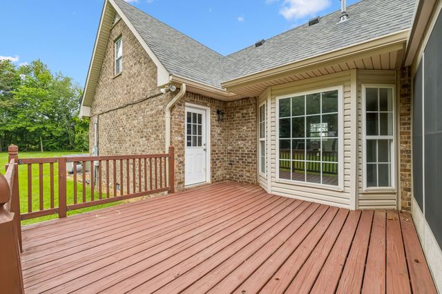 2907 York Rd, Pleasant View, TN 37146