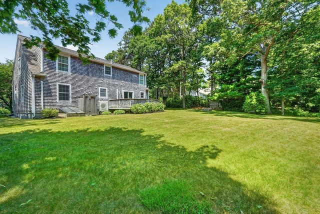 88 Waterfield Road, Barnstable, MA 02655
