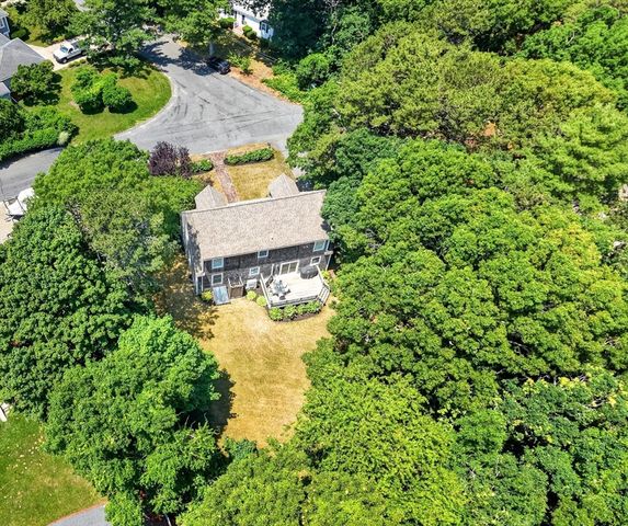88 Waterfield Road, Barnstable, MA 02655