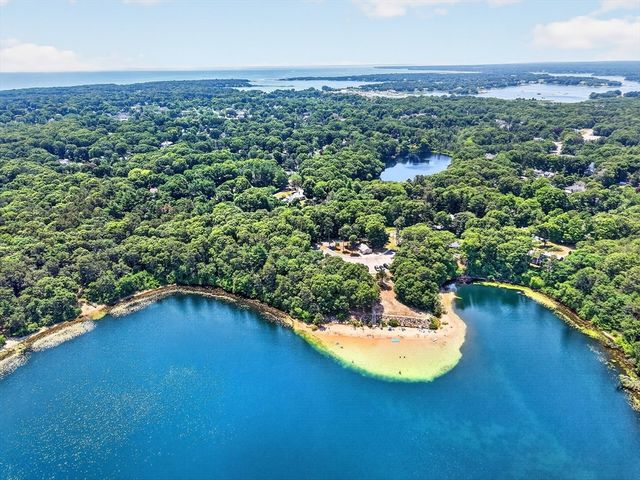 88 Waterfield Road, Barnstable, MA 02655