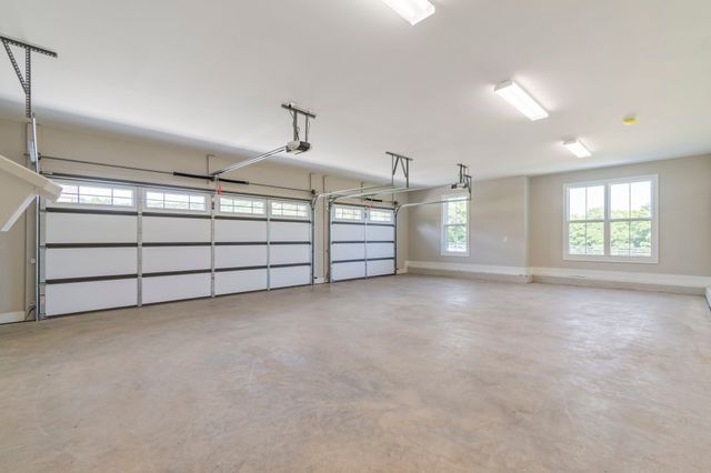 4037 Advocate Path, Culleoka, TN 38451