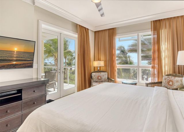 915 SEASIDE DRIVE 511, Weeks 16-17, Sarasota, FL 34242