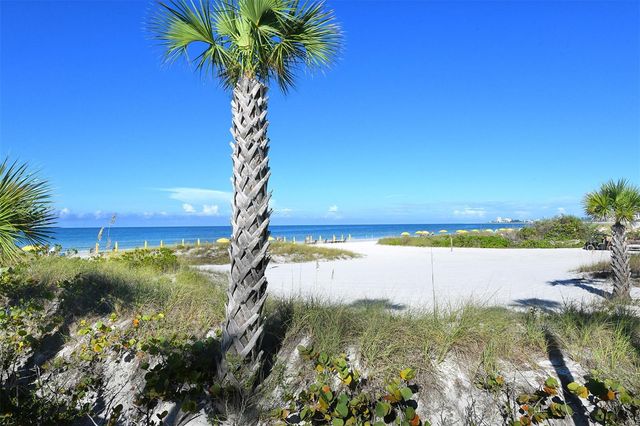 915 SEASIDE DRIVE 511, Weeks 16-17, Sarasota, FL 34242