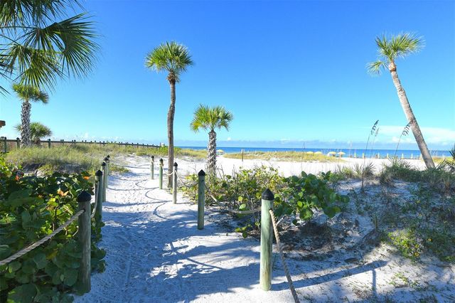 915 SEASIDE DRIVE 511, Weeks 16-17, Sarasota, FL 34242