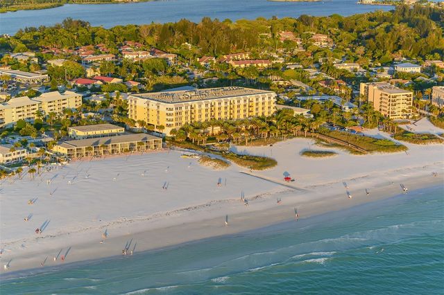 915 SEASIDE DRIVE 511, Weeks 16-17, Sarasota, FL 34242