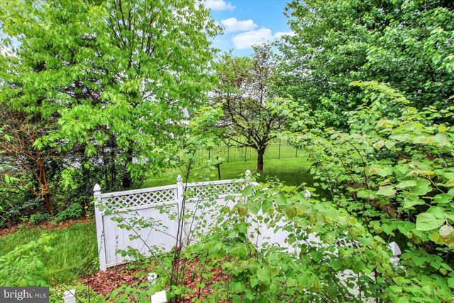 201 WOLGEMUTH DR, Lancaster, PA 17602