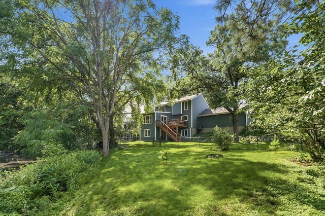 8601 Chalet Road, Bloomington, MN 55438