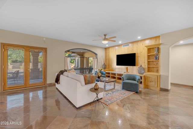1455 E COLT Road, Tempe, AZ 85284
