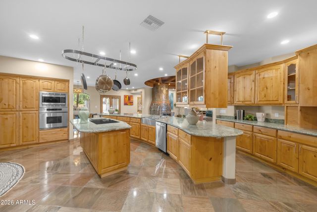 1455 E COLT Road, Tempe, AZ 85284