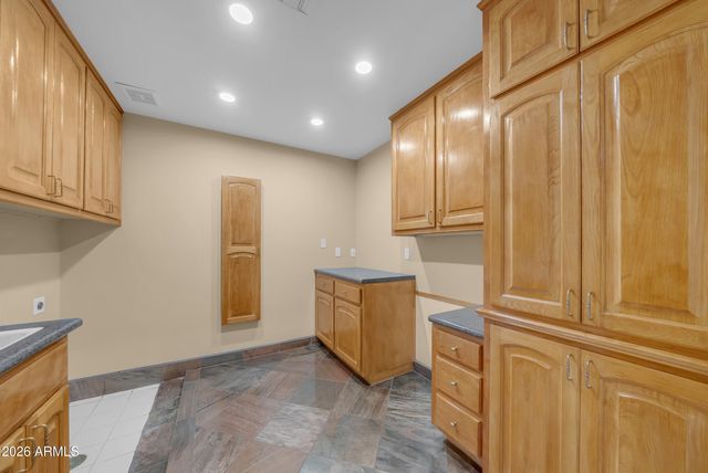 1455 E COLT Road, Tempe, AZ 85284
