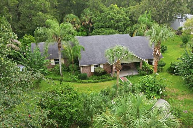 1925 LADY BUG LANE, Deland, FL 32720