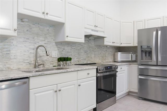 1925 LADY BUG LANE, Deland, FL 32720