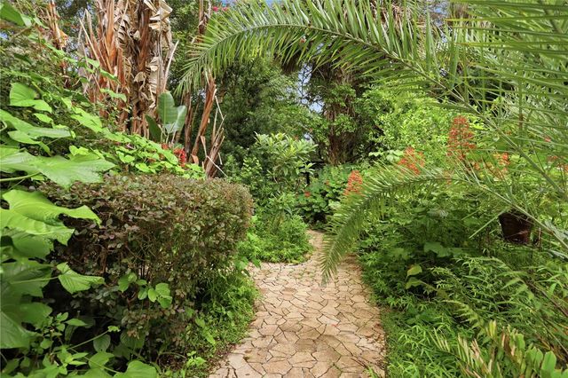 1925 LADY BUG LANE, Deland, FL 32720