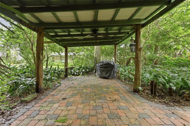 1925 LADY BUG LANE, Deland, FL 32720