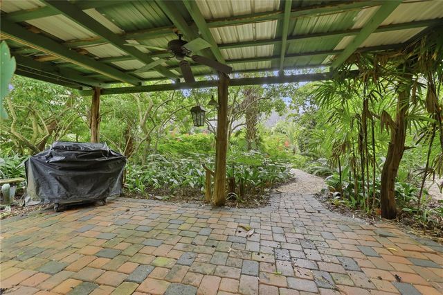 1925 LADY BUG LANE, Deland, FL 32720