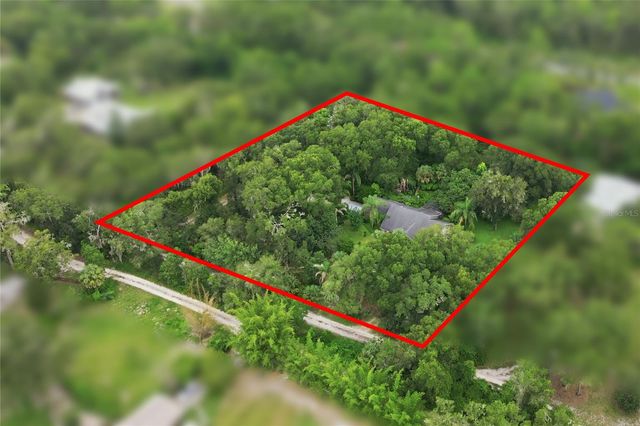 1925 LADY BUG LANE, Deland, FL 32720