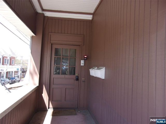 1 Hawthorne 1, Park Ridge, NJ 07645