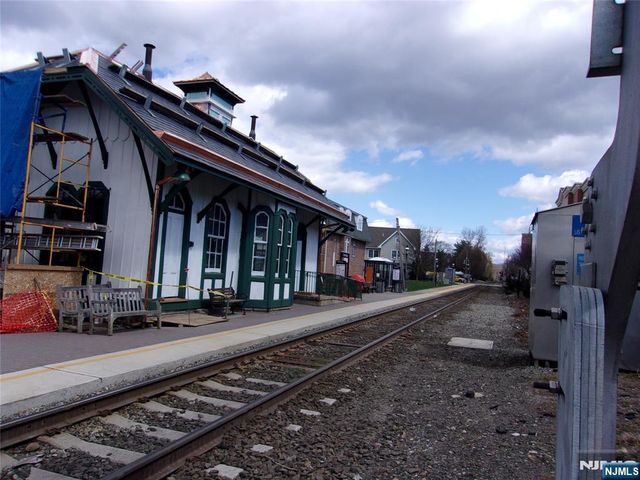 1 Hawthorne 1, Park Ridge, NJ 07645