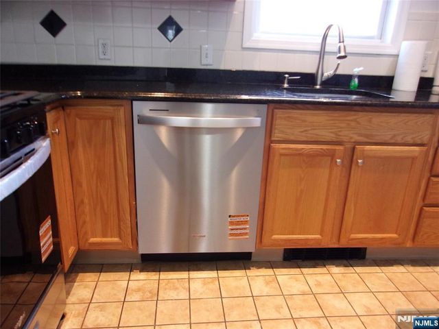 1 Hawthorne 1, Park Ridge, NJ 07645