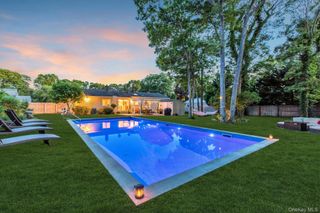 116 W Tiana Road, Hampton Bays, NY 11946