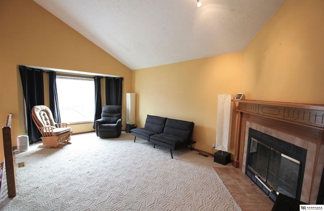 7624 Serum Avenue, Ralston, NE 68127