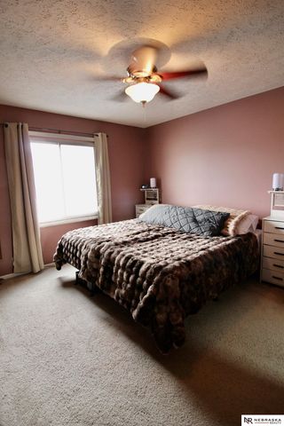 7624 Serum Avenue, Ralston, NE 68127