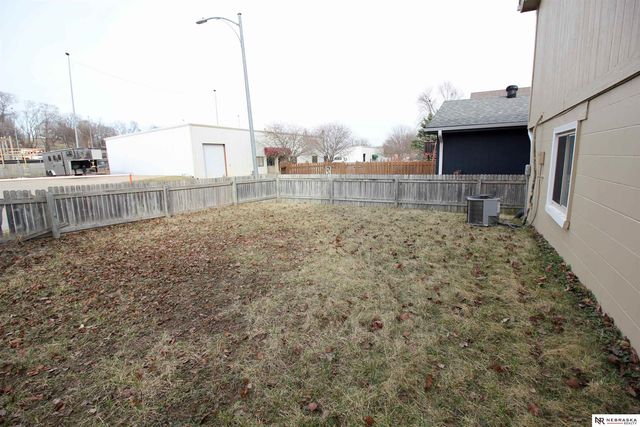 7624 Serum Avenue, Ralston, NE 68127