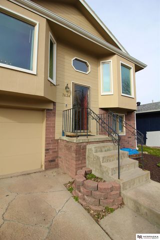 7624 Serum Avenue, Ralston, NE 68127