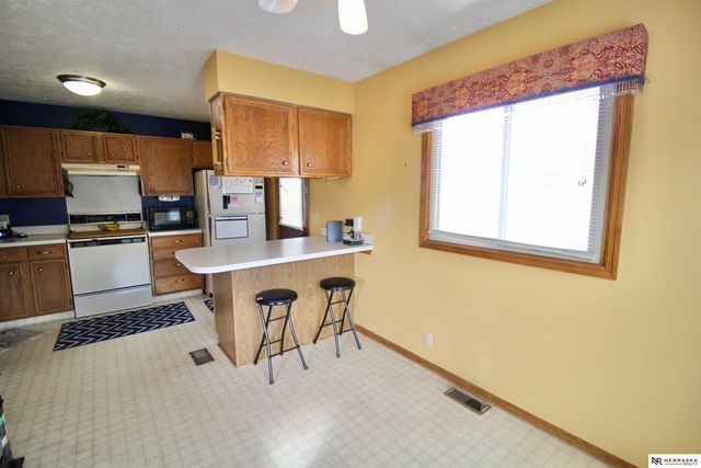 7624 Serum Avenue, Ralston, NE 68127