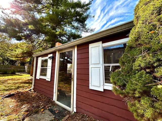 390 N Meridian Street, Greenwood, IN 46143